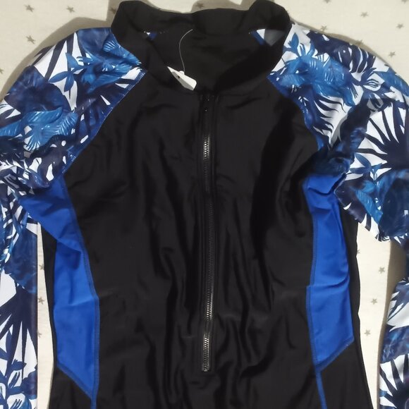 NWT Nesy Long Sleeve One Piece Swimsuit Wetsuit XL - Picture 2 of 6